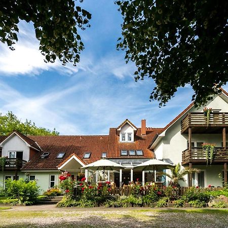 Hotel-Pension Lindenhof Tarnewitz 外观 照片
